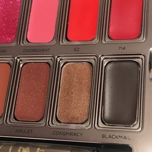 Urban Decay Vice lipstick palette
